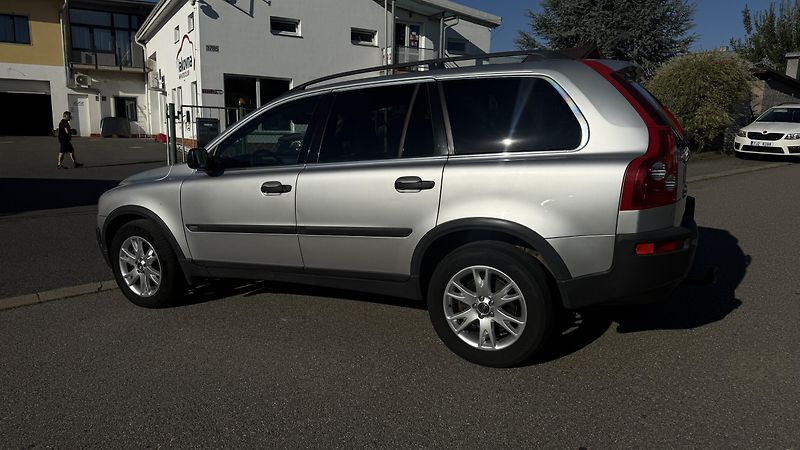 Volvo XC90 (2005) 2.4 D5 MANUÁL 120KW HEZKÝ STAV - fotka 11 z 32