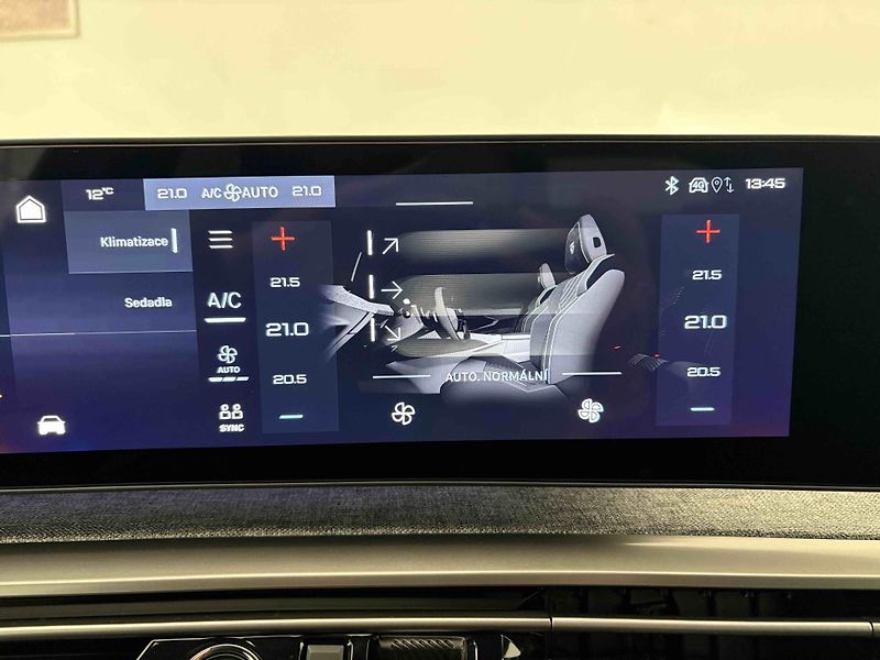 Peugeot 3008 (2025) Allure Hybrid 145 e-DCS6 - fotka 32 z 48