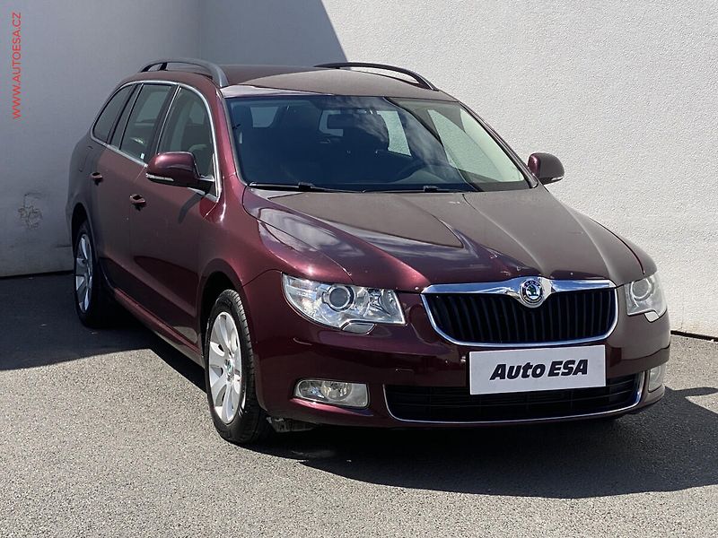 Škoda Superb (2012) 2.0 TDi 4x4, ČR, Ambition - fotografie inzerátu