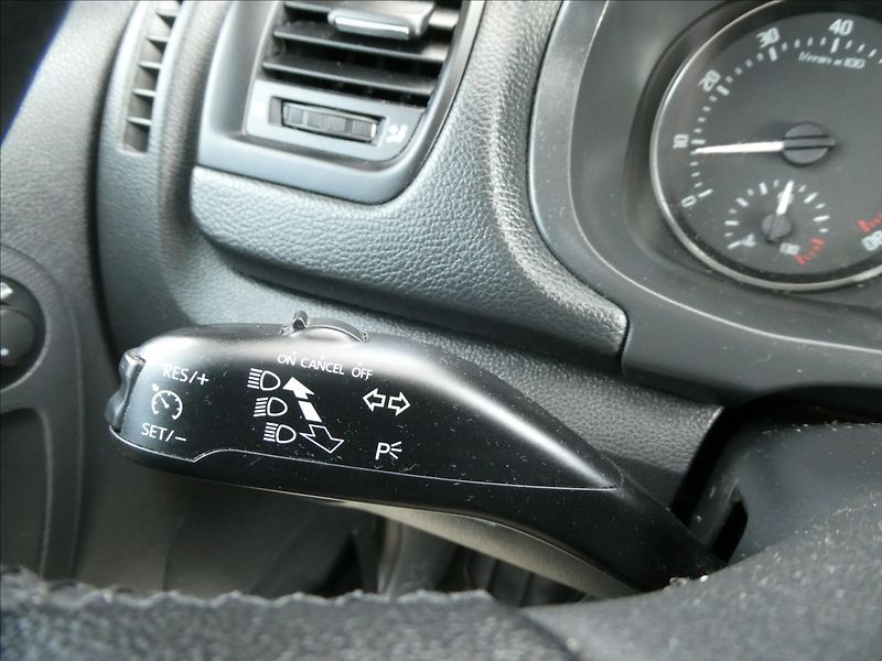 Škoda Roomster 1,2 TSI 77kW Elegance,2 x kola - fotka 32 z 48