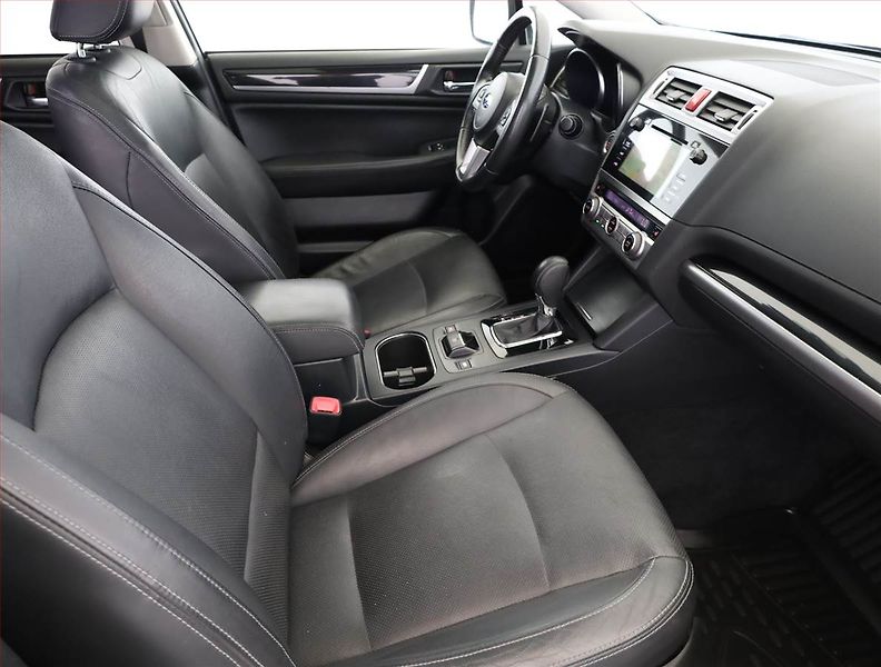 Subaru Outback (2015) 2.0 D, 4X4, Automat, Navi - fotka 7 z 19