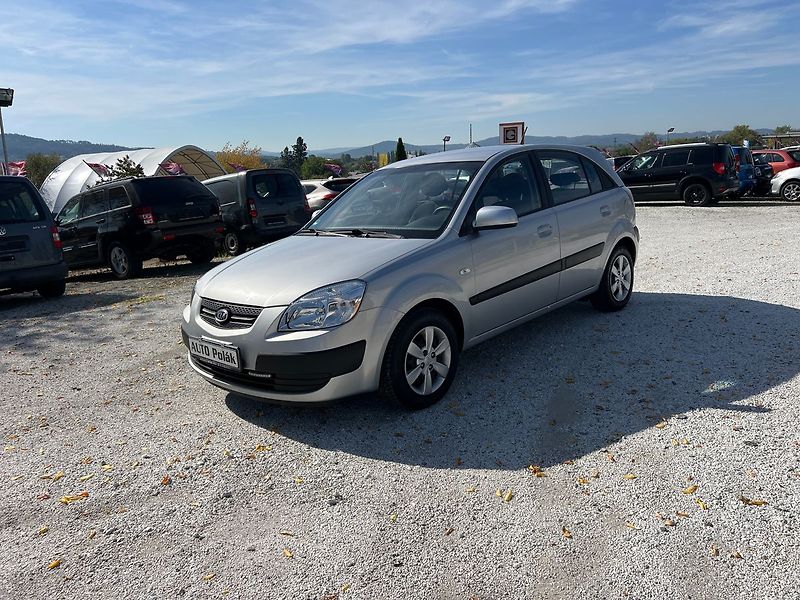 Kia Rio 1.4 16V - fotka 8 z 16