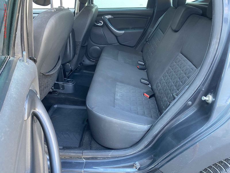 Dacia Duster (2014) 1.2 TCe, Prestige, TZ - fotka 10 z 17