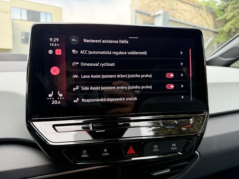 Volkswagen ID.3 PRO 150kW / Tažné / 62kWh / MA - fotka 23 z 42