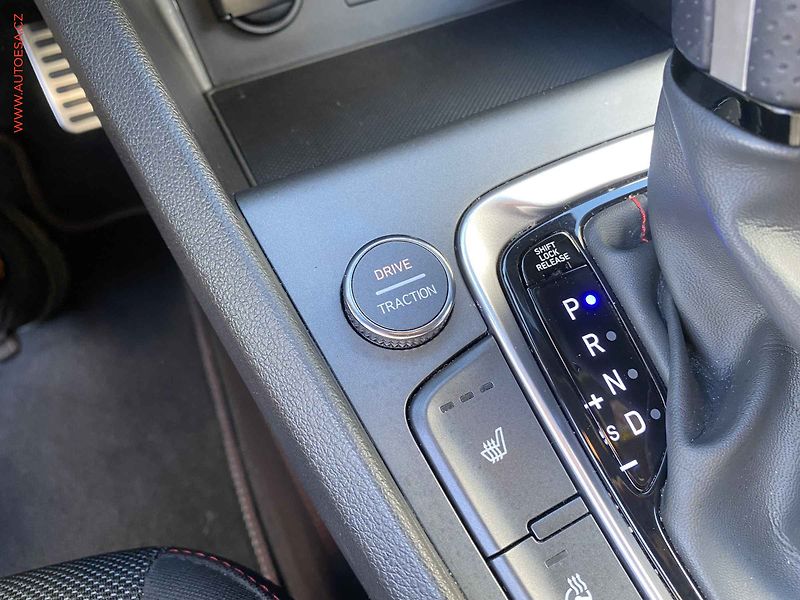 Hyundai Kona (2021) 1.6 T-GDi, ČR, N Line, AT - fotka 17 z 22