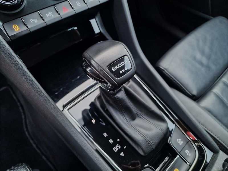 Škoda Kodiaq 2.0 TDI 147kW L&K 4x4 DSG, ČR - fotka 34 z 50