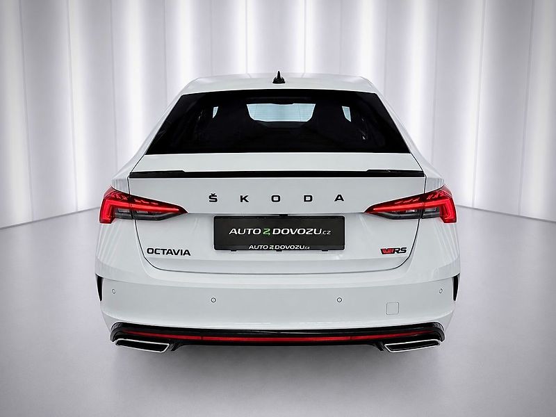 Škoda Octavia 2.0TDI DSG 4X4 RS, ACC, LED, K - fotka 5 z 27