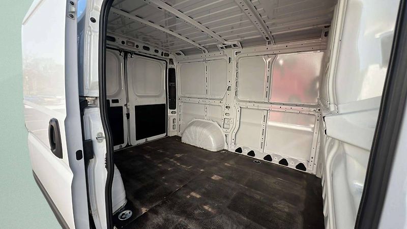 Opel Movano Van 2.2 CDTi 3300 L1H1 MT6 (88 - fotka 35 z 43
