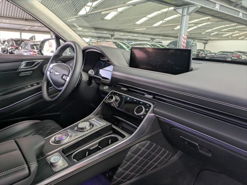 Genesis GV80 2,5 T AWD SPORT - fotka 9 z 16