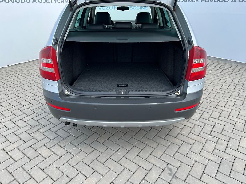 Škoda Octavia (2007) Scout 2.0TDi 103kW! - fotka 9 z 23
