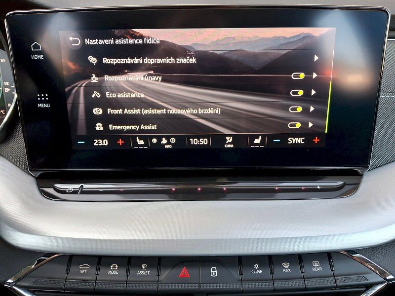 Škoda Octavia (2022) Combi Style Plus 2,0TDi 110kW - fotka 27 z 35