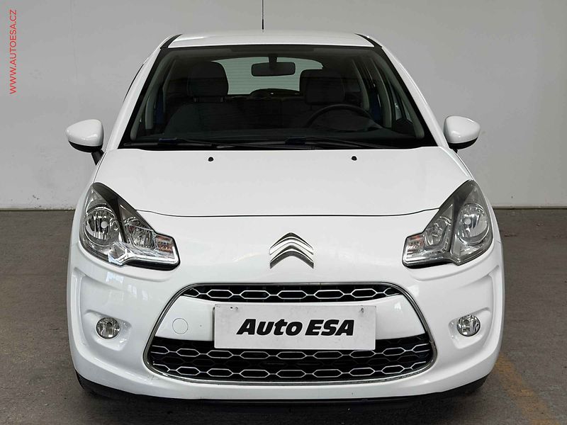 Citroën C3 (2012) 1.2i, ČR, AC - fotka 2 z 15