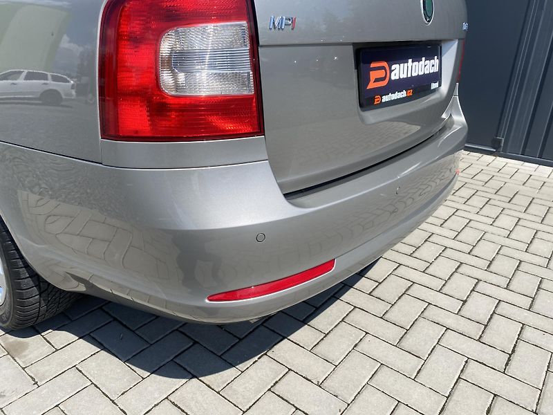 Škoda Octavia 1.6i 75kW - KLIMATIZACE - PDC - fotka 9 z 35