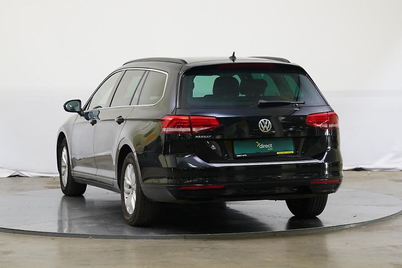 Volkswagen Passat - fotka 4 z 6