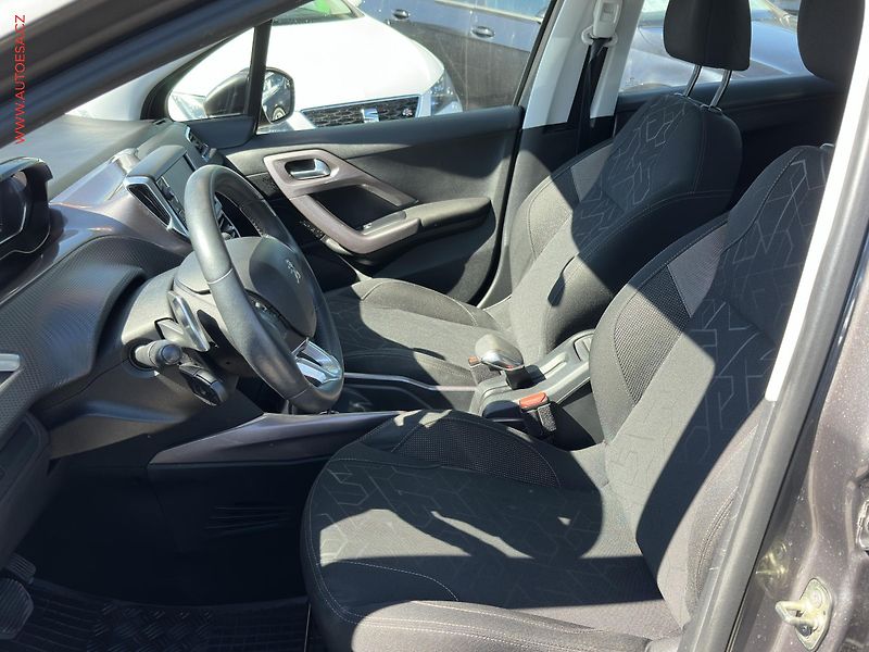 Peugeot 2008 (2014) 1.6HDi, ČR, AT, navi, AC - fotka 9 z 20