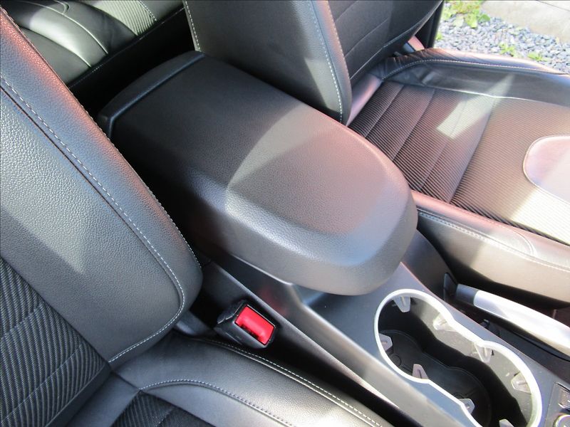 Ford Kuga 1.5 EcoBoost AWD, automat - fotka 21 z 42