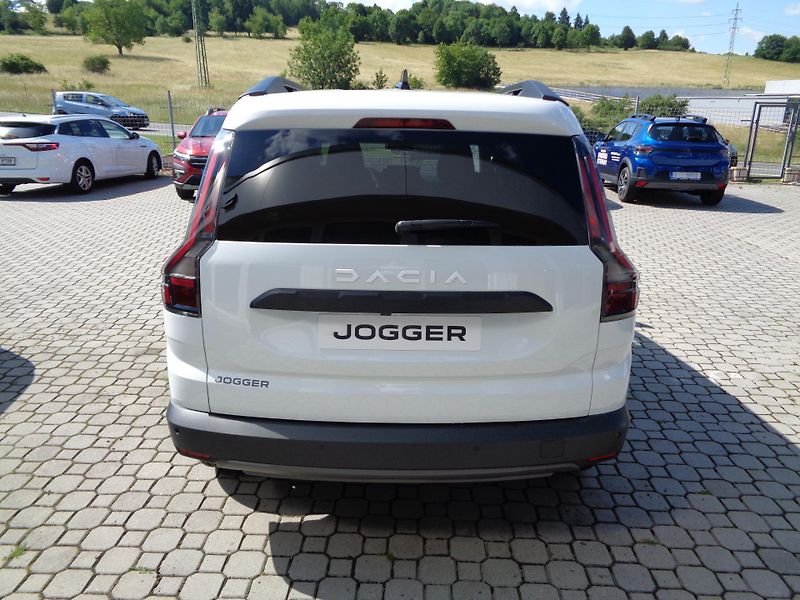 Dacia Jogger (2026) Expression TCe 110 5 míst - fotka 5 z 15