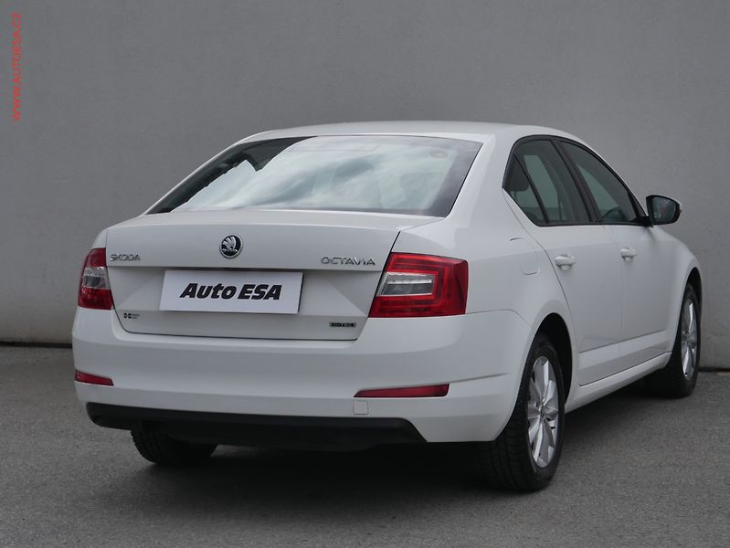 Škoda Octavia (2015) 1.4 G-TEC, 2.maj,ČR - fotka 4 z 16