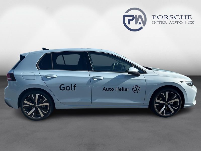 Volkswagen Golf 1,5 TSI  PEOPLE  110 kW - fotka 7 z 30
