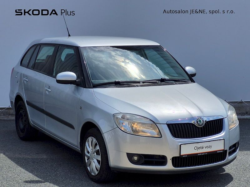 Škoda Fabia (2009) Ambiente Plus 1.9 TDI 77kW Com - fotka 6 z 22