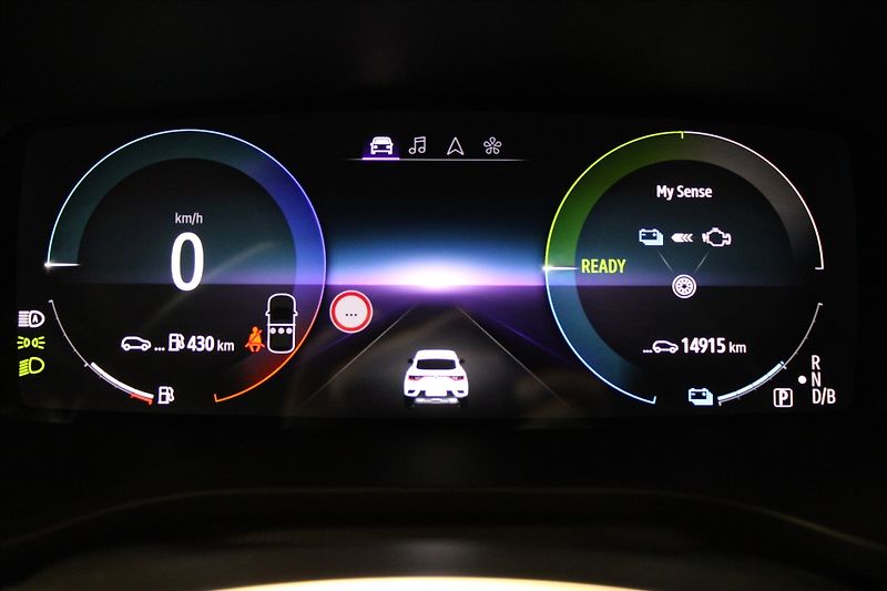 Renault Arkana 1,6 E-TECH Engeneering - fotka 23 z 42