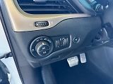 Jeep Cherokee (2015) 2.0 L TD Longitude - náhled 11