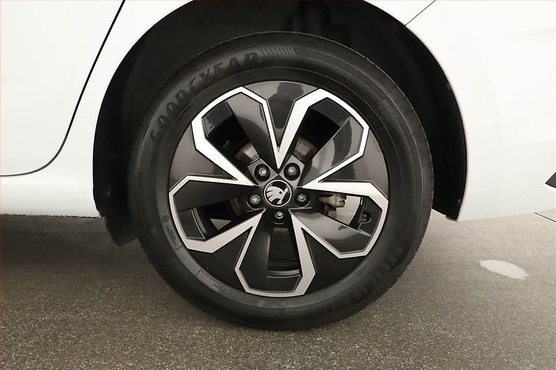 Škoda Scala (2025) 1.0 TSI, Top Selection, FullLe - fotka 11 z 14