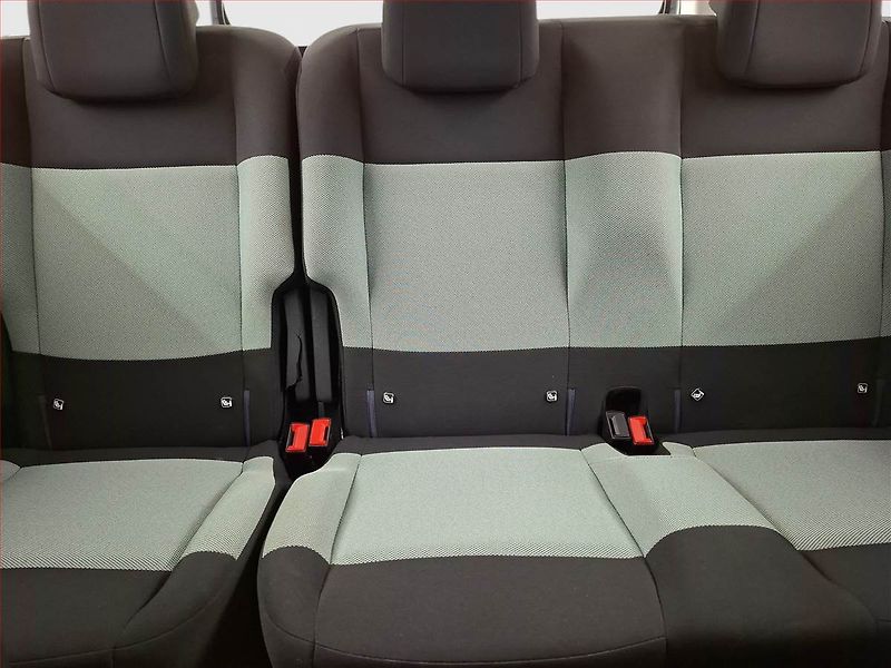 Citroën Berlingo (2020) Feel 1.5 BlueHDi, 5Míst, ČR - fotka 10 z 14