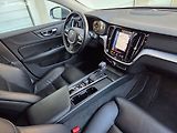 Volvo V60 (2020) 2.0 D4 AWD 4x4 Automat - náhled 16