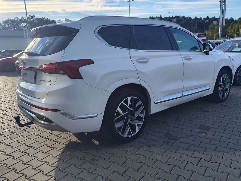 Hyundai Santa Fe 2.2 CRDI/148kW Luxury DCT 4x4 - fotka 5 z 40