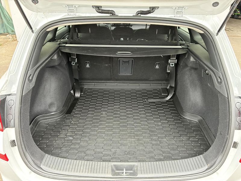Hyundai i30 1.5 CVVT 71kW Style - fotka 12 z 21