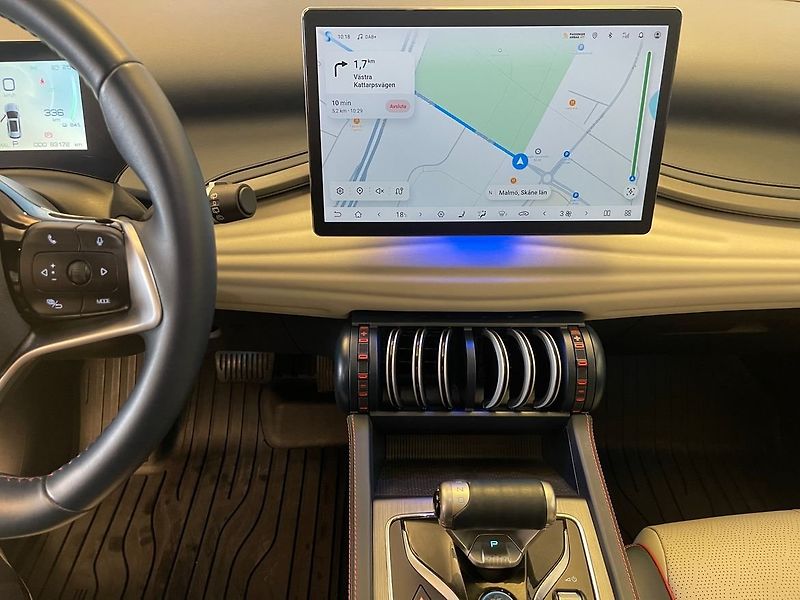 BYD ATTO 3 60.4kWh Pano 360 Kůže - fotka 12 z 15