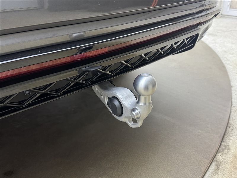 Volkswagen Touareg 3,0 HUD MASÁŽ NZTOP ČR ZÁRUKA - fotka 53 z 54
