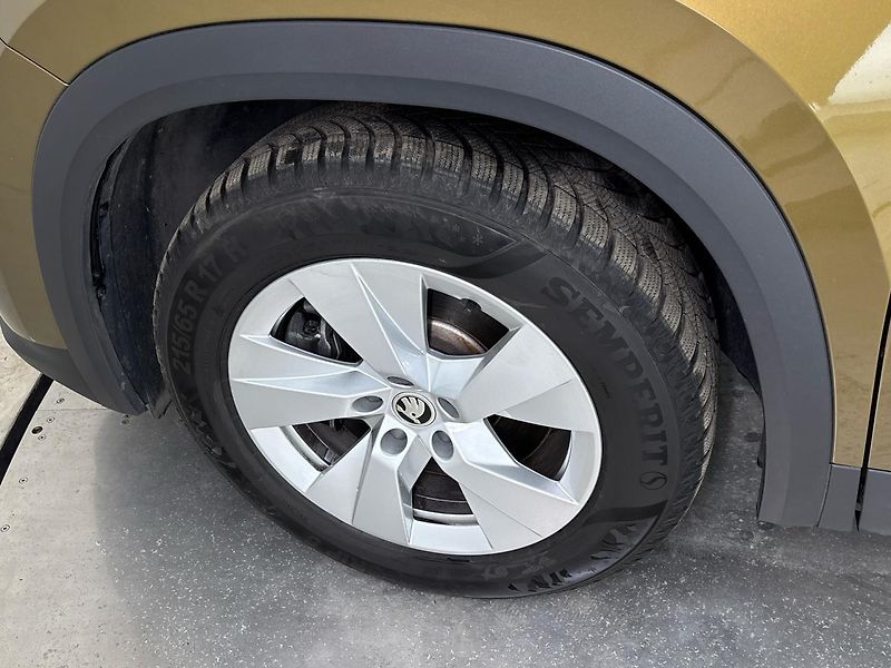 Škoda Kodiaq Selection 4x4 DSG - fotka 27 z 32