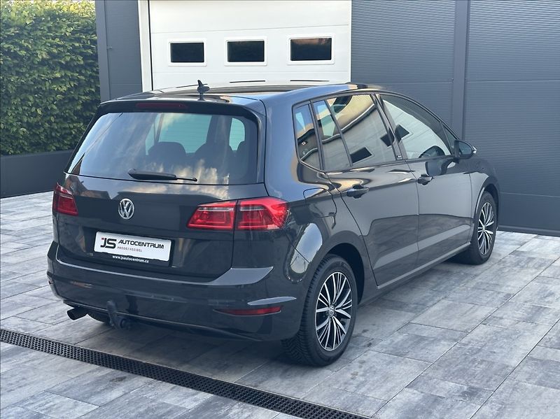 Volkswagen Golf Sportsvan 1,2 TSI 110PS  Allstar - fotka 7 z 52