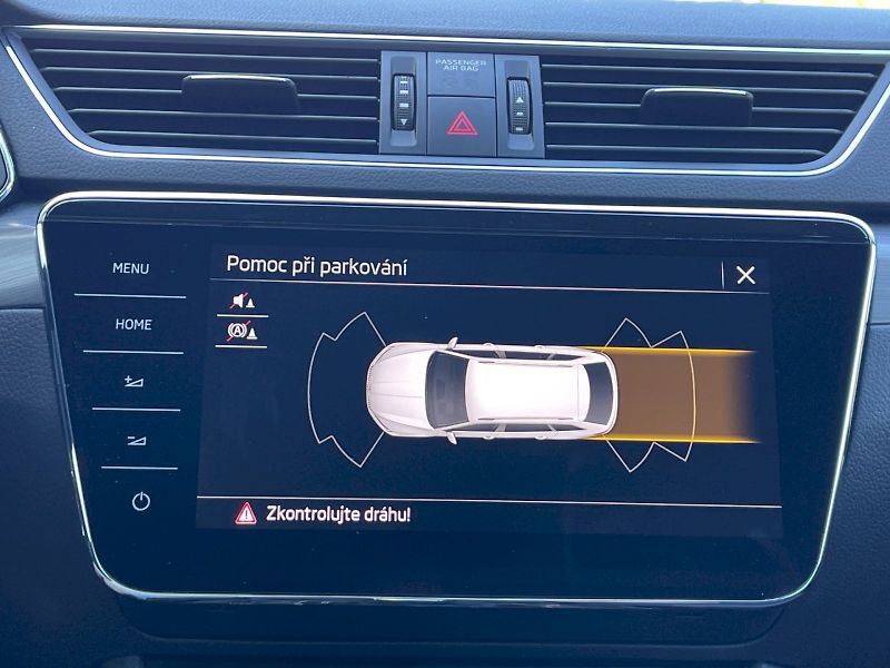 Škoda Superb (2023) 2.0 TDI 110kW DSG Style Plus c - fotka 16 z 35