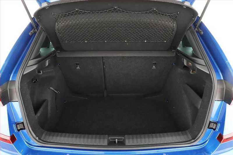 Škoda Kamiq (2026) 1.0 TSI, MONTE CARLO, AUTOMAT - fotka 11 z 21