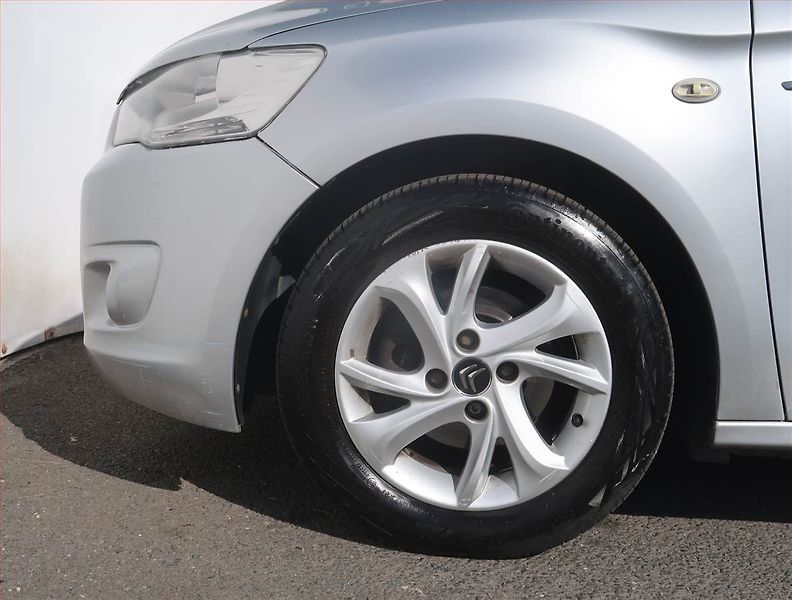 Citroën C-Elysée (2013) Exclusive 1.6 HDi, rezervace - fotka 14 z 18