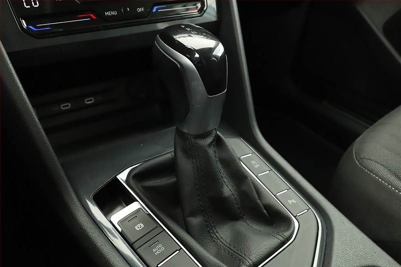 Volkswagen Tiguan Allspace (2023) Life 2.0 TDI - fotka 11 z 16