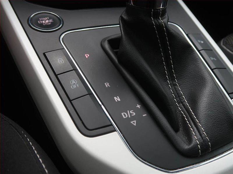 Seat Arona (2019) 1.6 TDI, Automat, Navi - fotka 13 z 20