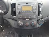 Hyundai i30 1,4 i - náhled 12