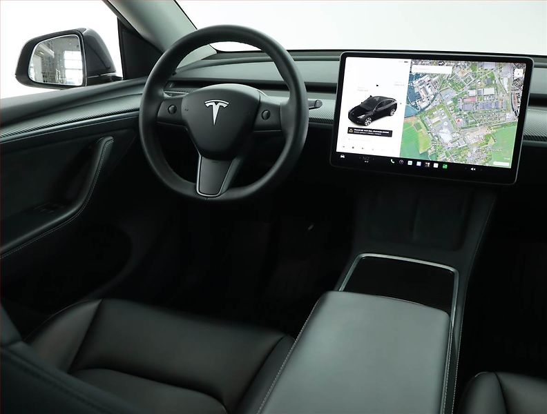 Tesla Model Y (2021) Long Range AWD 75kWh, SoH 92% - fotka 7 z 21