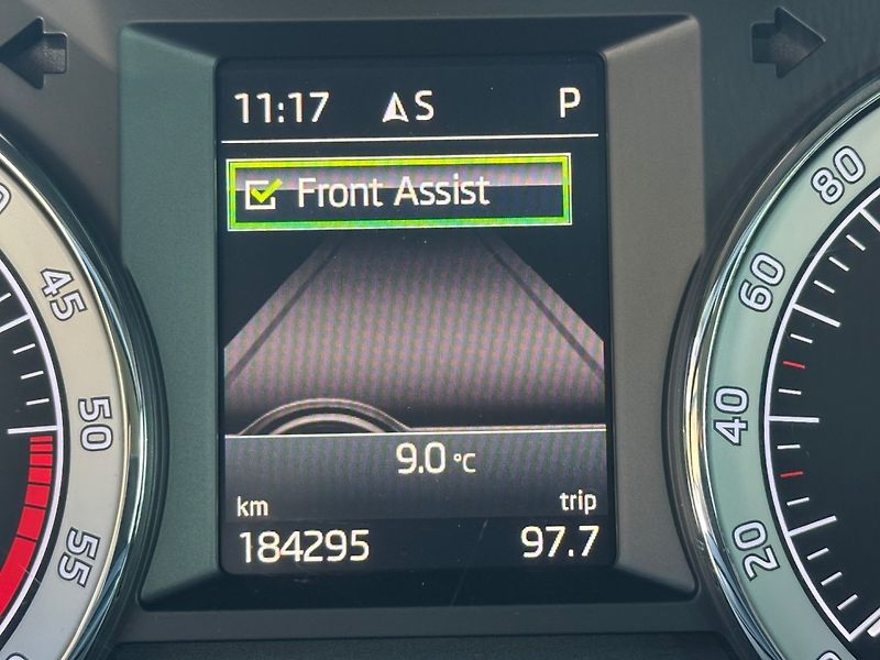 Škoda Octavia (2019) 1.6TDi NAVI,TAŽNÉ,FRONT ASSIST - fotka 15 z 17