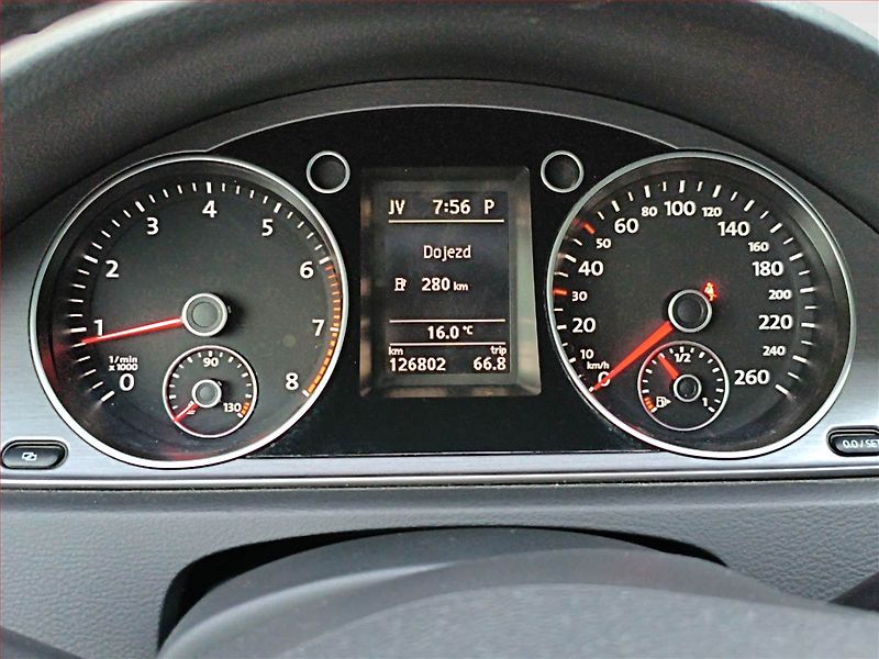 Volkswagen Passat (2012) Comfortline 1.8 TSI, Automat - fotka 11 z 19