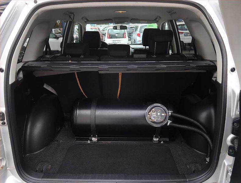 Suzuki Grand Vitara (2012) 2.4 VVT, LPG, 4X4, Serv.kniha - fotka 13 z 17