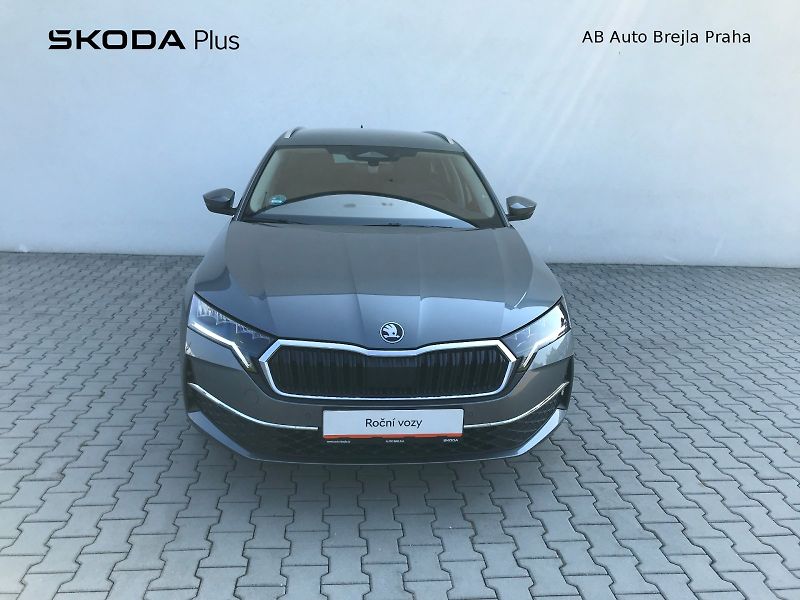 Škoda Octavia (2025) COMBI TOP SELECTION 1,5 TSI M- - fotka 4 z 27