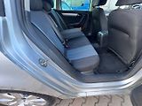 Volkswagen Passat (2012) 1,6 TDI 77 KW KOLA STK - náhled 30