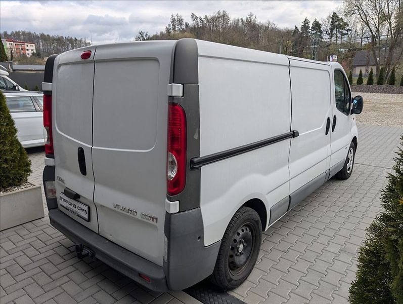 Opel Vivaro CDTI LONG SPACÍ PŘESTAVBA - fotka 4 z 18