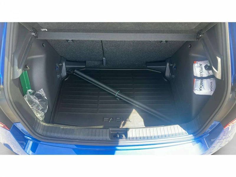 Škoda Fabia Monte Carlo 1,0 TSI 85kW MT6/R - fotka 22 z 26