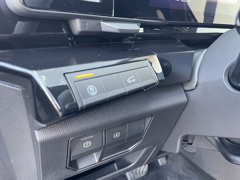 Renault Austral (2025) TECHNO fullhybrid E-Tech200 - fotka 24 z 27
